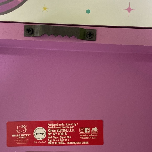 Hello kitty decor - Picture 2 of 3